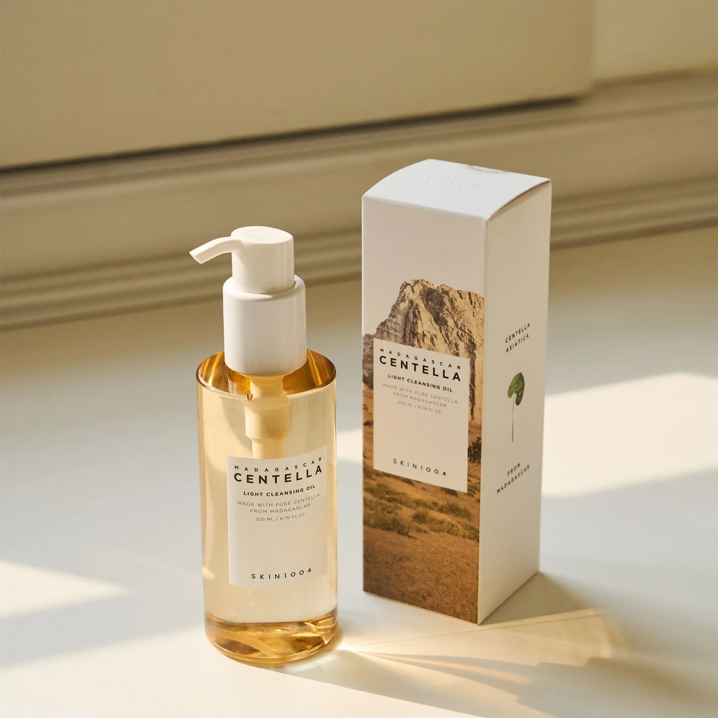 SKIN1004 Madagascar Centella Light Cleansing Oil - 200ml